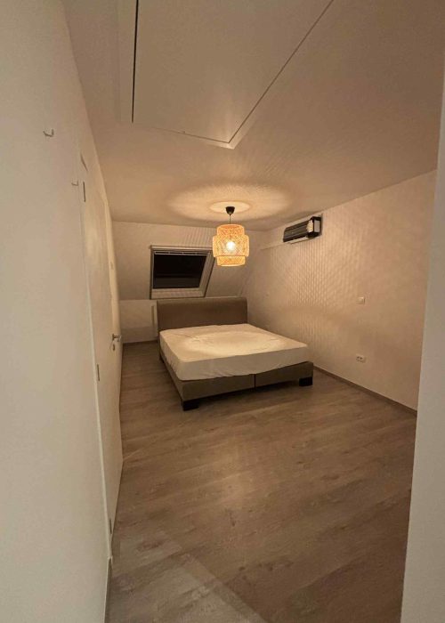 10a04b2c-43d1-48a5-8bce-b1eceeb4779c