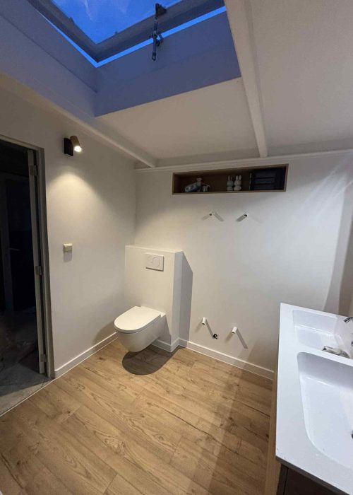 e7c0f954-e22c-4d8b-ad38-9a56017c9f1a